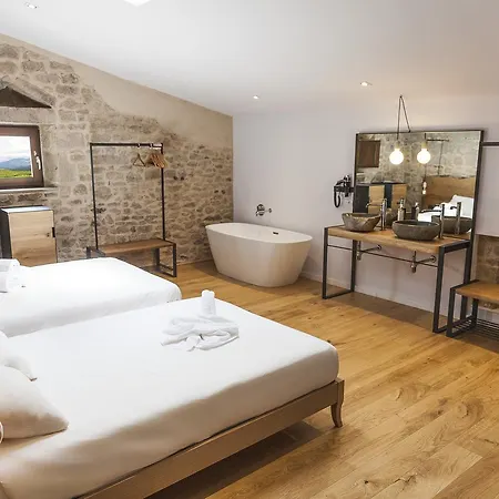 Casa Albets Hotel Lladurs